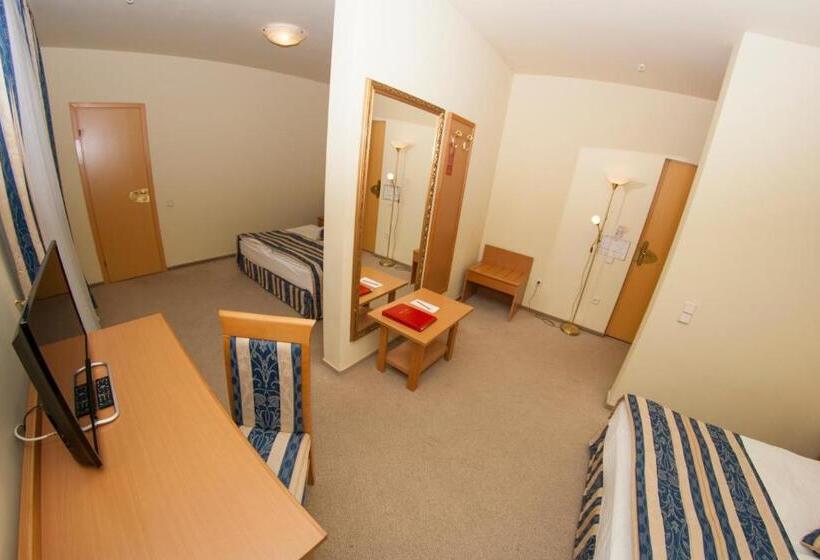 سوییت جونیور, Oscar