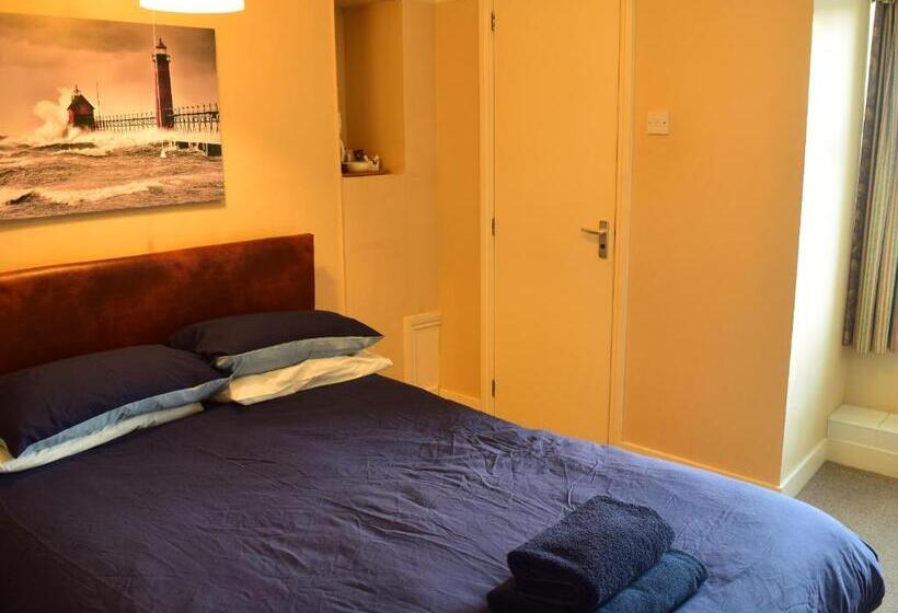 Номер Economy, The Portland