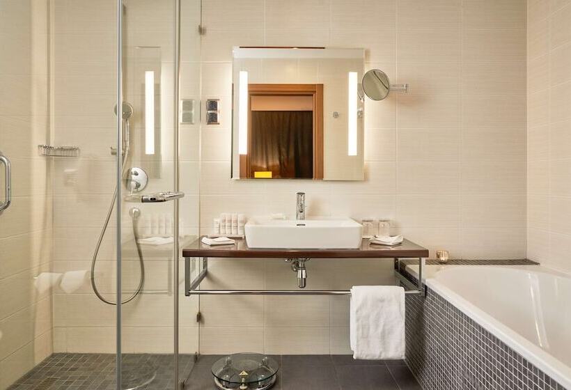 سوییت جونیور, Radisson Hotel Kaliningrad