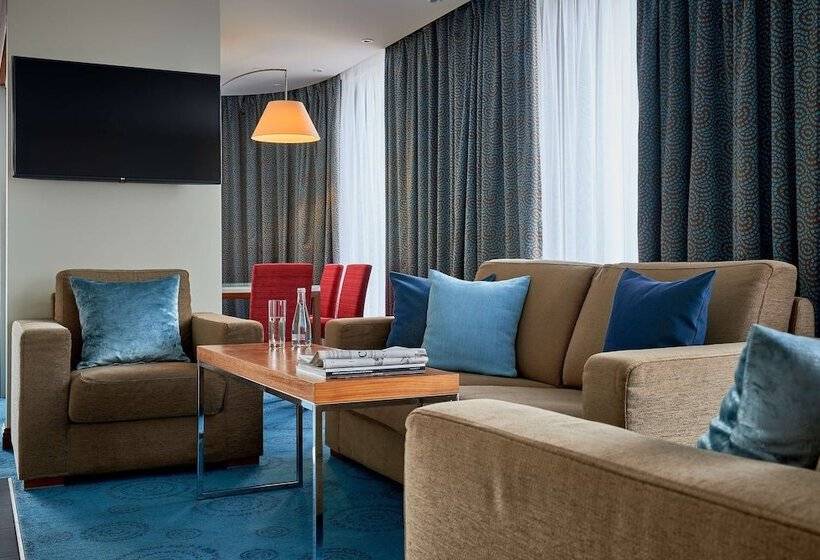 سوییت جونیور, Radisson Hotel Kaliningrad