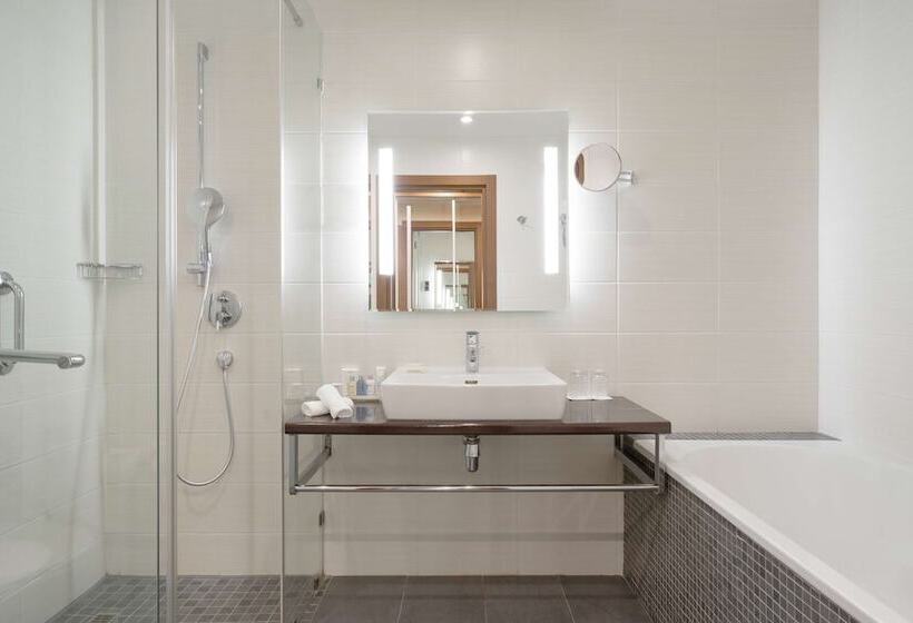 اتاق سوپریور با چشمانداز, Radisson Hotel Kaliningrad