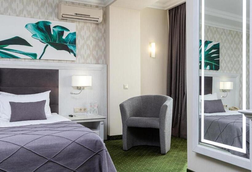 جناح, Sonata Hotel & Restaurant готель соната