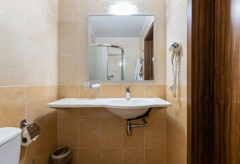 جناح جونيور, Sonata Hotel & Restaurant готель соната