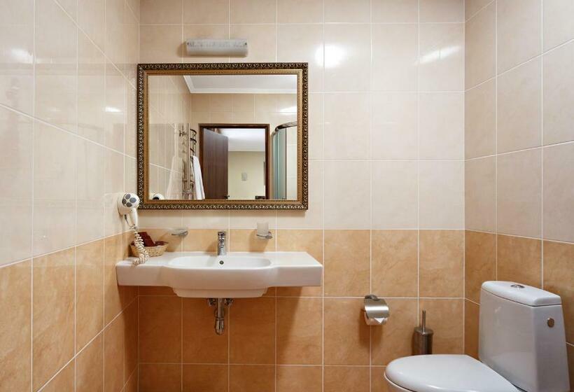 جناح جونيور, Sonata Hotel & Restaurant готель соната