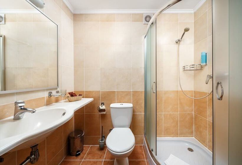 غرفة قياسية, Sonata Hotel & Restaurant готель соната