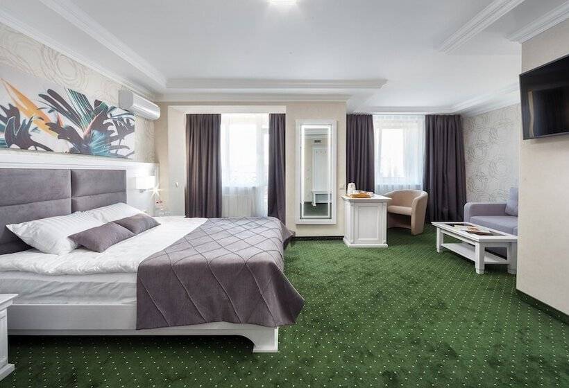 جناح, Sonata Hotel & Restaurant готель соната