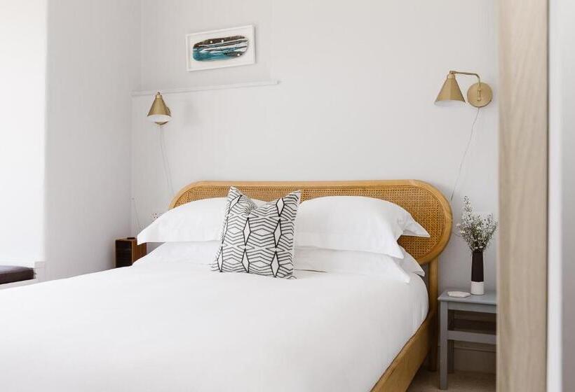 オーシャンビュースタンダードルーム, The Sandy Duck