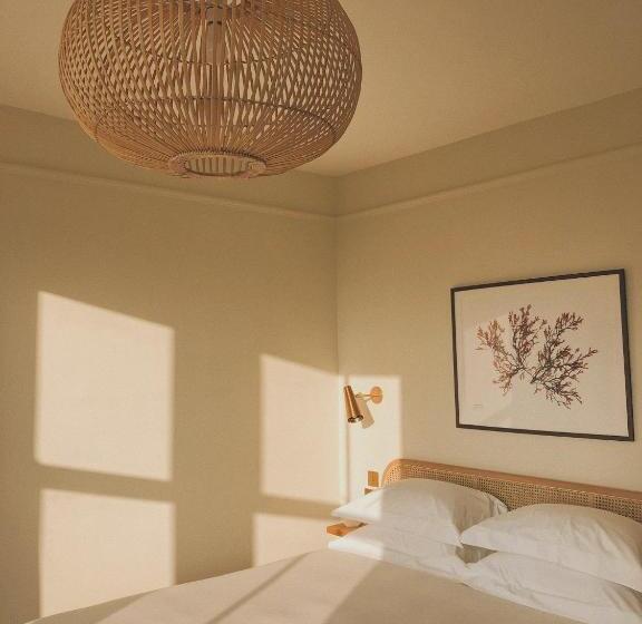 オーシャンビューデラックスルーム, The Sandy Duck