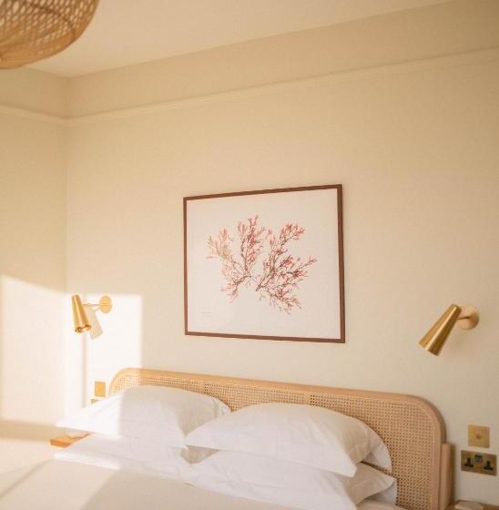 オーシャンビューデラックスルーム, The Sandy Duck