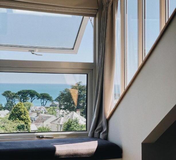 オーシャンビュースタンダードルーム, The Sandy Duck