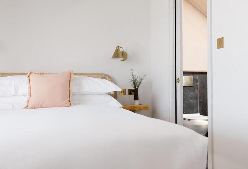 オーシャンビュースタンダードルーム, The Sandy Duck