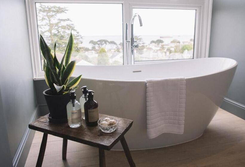 オーシャンビューデラックスルーム, The Sandy Duck