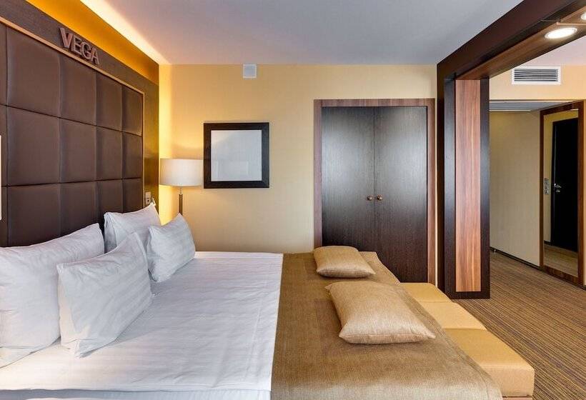 标准工作室, Vega Izmailovo