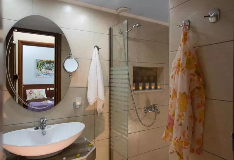 اتاق خانوادگی, Philoxenia Hotel & Spa
