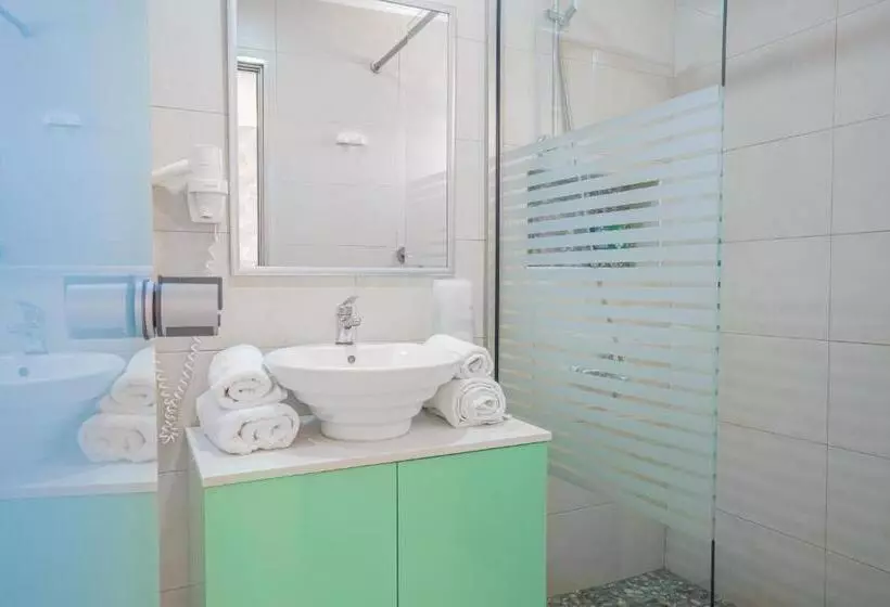 سوییت, Philoxenia Hotel & Spa