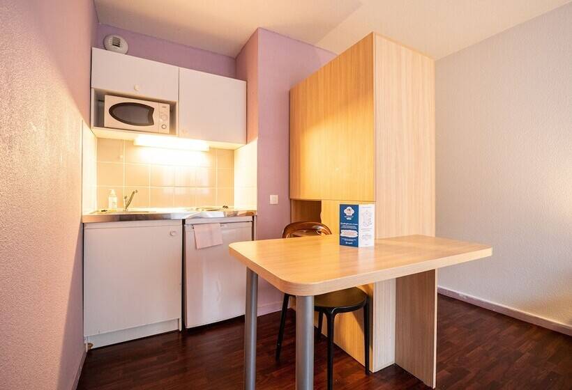 标准工作室, Residhotel St Etienne Centre