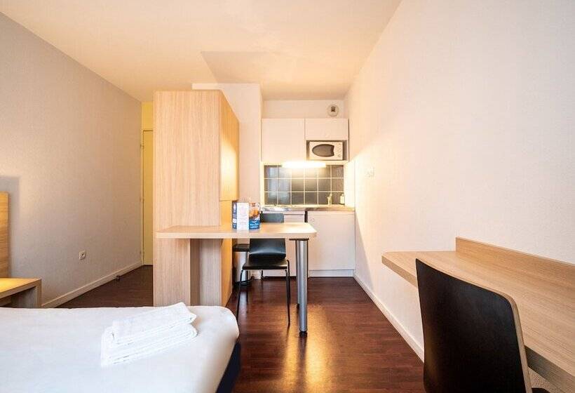 Студия Стандарт, Residhotel St Etienne Centre