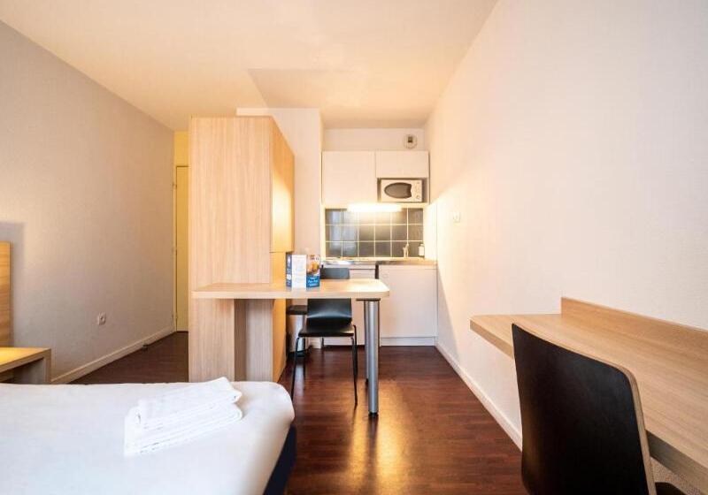 标准工作室, Residhotel St Etienne Centre