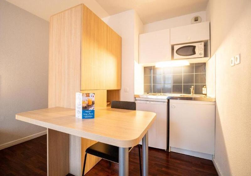 标准工作室, Residhotel St Etienne Centre