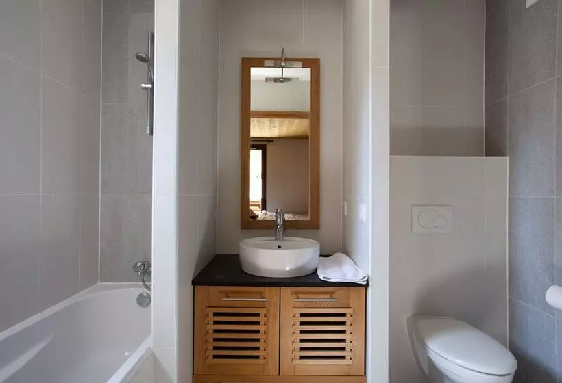 3 Bedroom Duplex Apartment, Dormio Resort Les Portes Du Mont Blanc