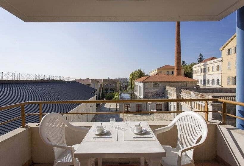 スタンダードスタジオ, Résidence Le Virginia By Popinns