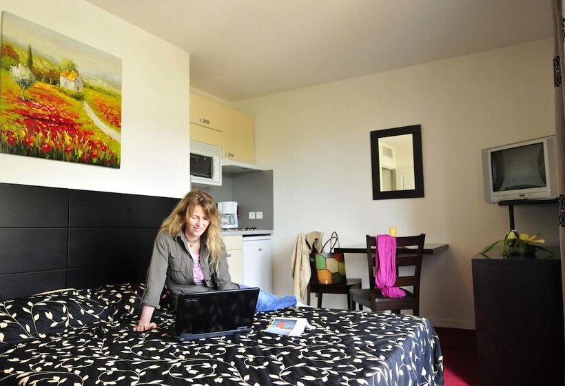 スタンダードスタジオ, Résidence Le Virginia By Popinns