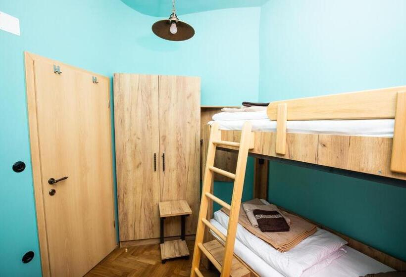 Standard room with outdoor bath, Dežnik