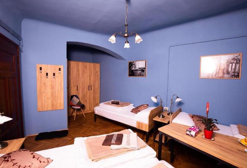 اتاق استاندارد چهار تخته, Dežnik