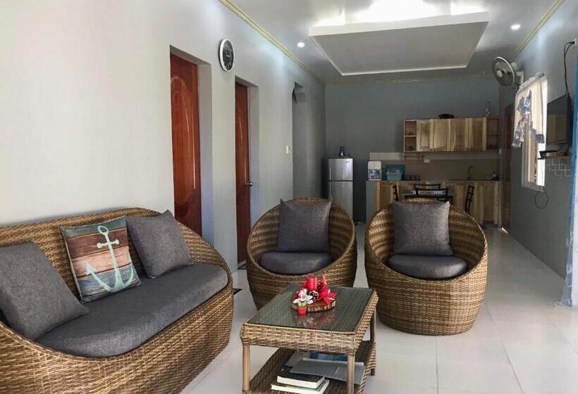 اتاق خانوادگی, Sabas Beach And Campsite