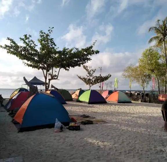 چادر با خدمات رفاهی استاندارد, Sabas Beach And Campsite