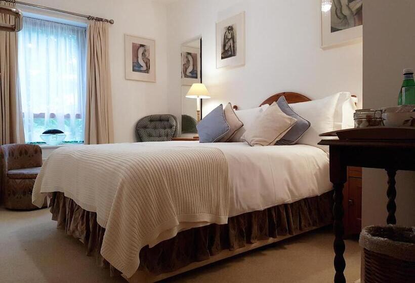 标准房带园景, Chy Bre