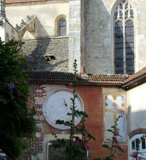 غرفة قياسية, Le Tabellion