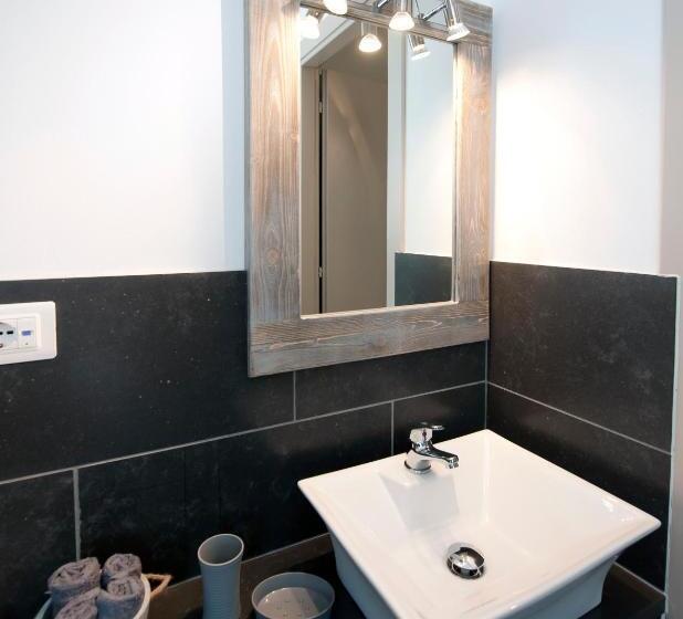 スーペリアールーム, Le Suites   Di Fronte Ospedale Sacro Cuore