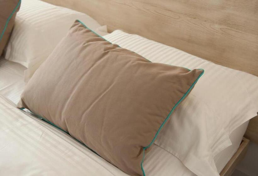 スーペリアールーム, Le Suites   Di Fronte Ospedale Sacro Cuore