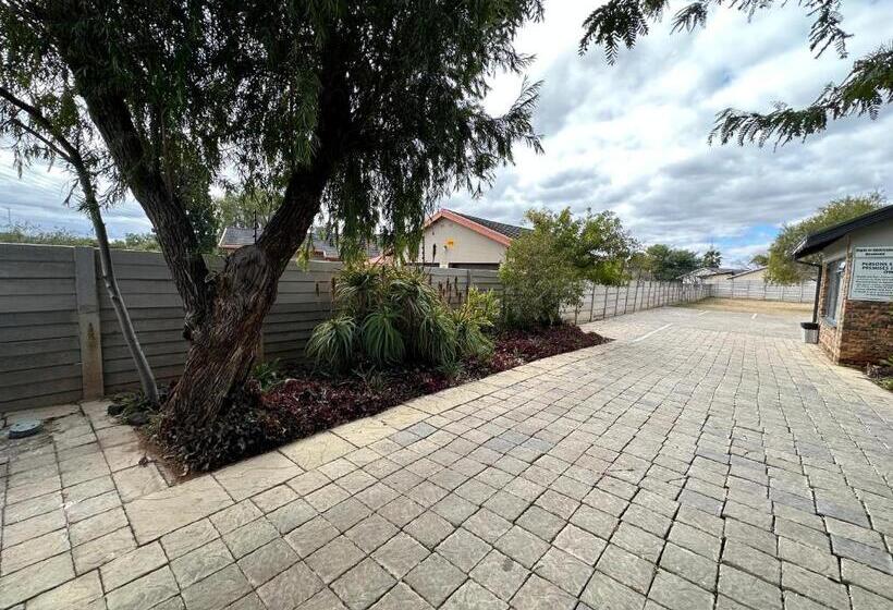 标准间, Cornerstone Guest House