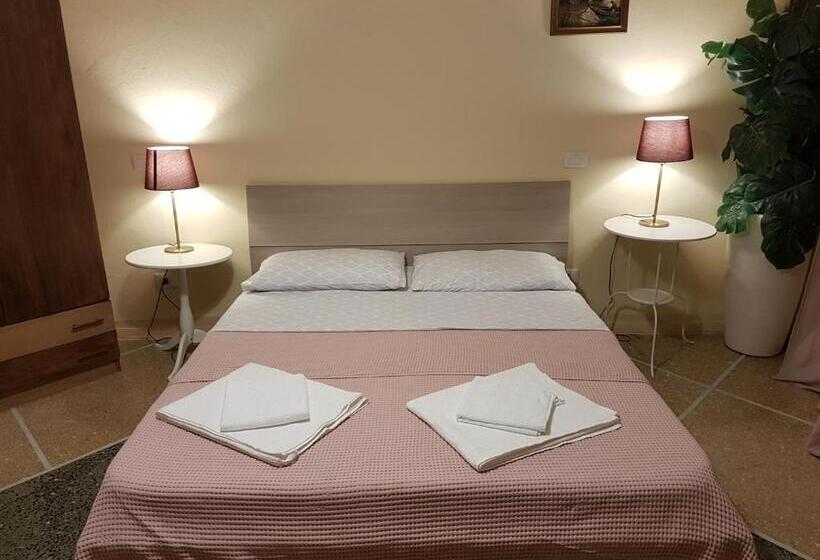 اتاق استاندارد, Miranda Pisa