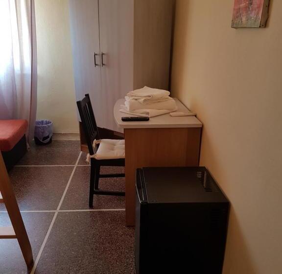 اتاق استاندارد, Miranda Pisa