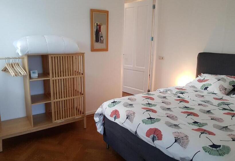 اتاق خانوادگی, B&b Lisa Groningen