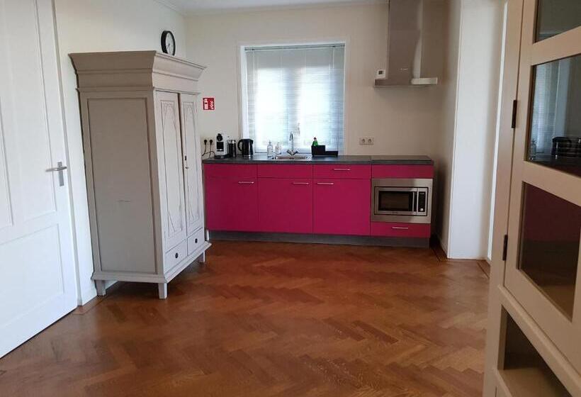 Семейный Номер, B&b Lisa Groningen