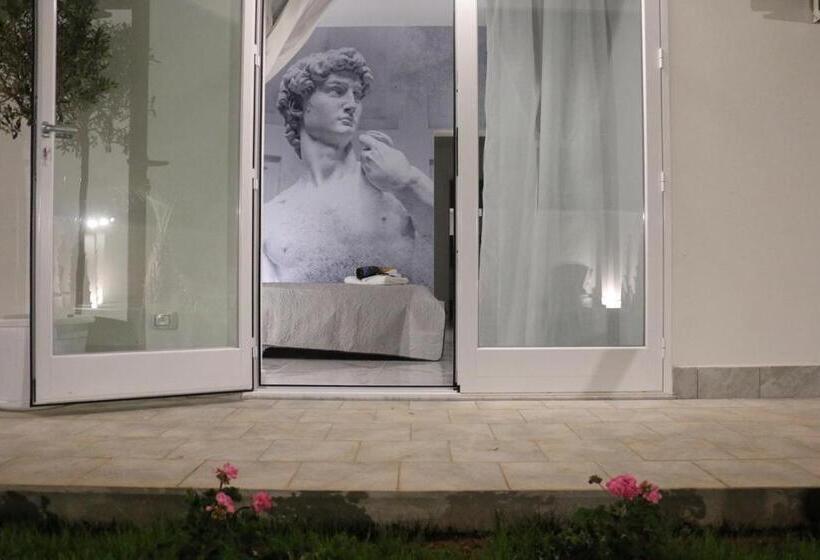 Номер Deluxe Кровать Кинг, Amantea Monument