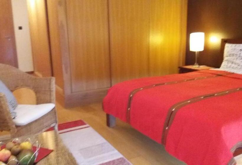 غرفة ديلوكس مطلّة علي البحر مزوَّدة بشُرفة, Casa Do Mar