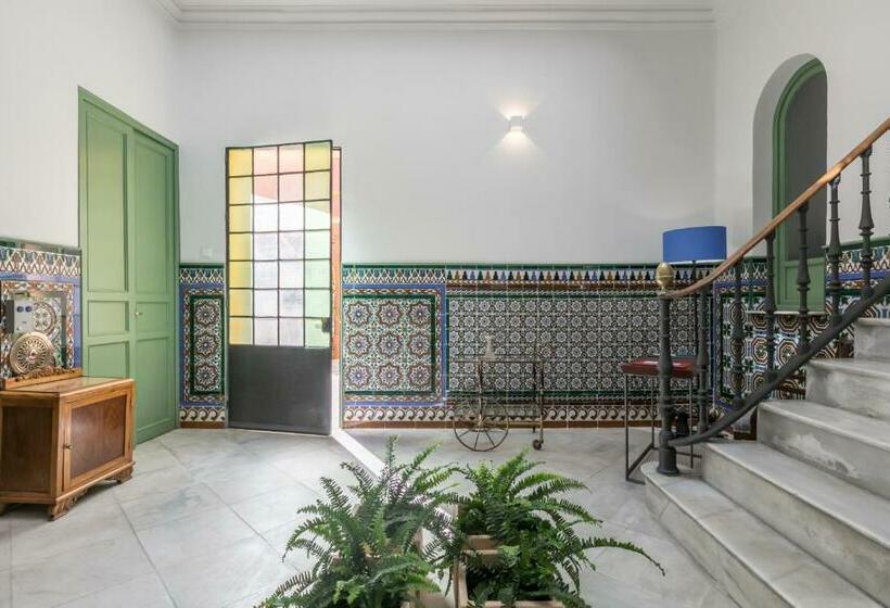 آپارتمان 1 خوابه همکف, Casa Temprado