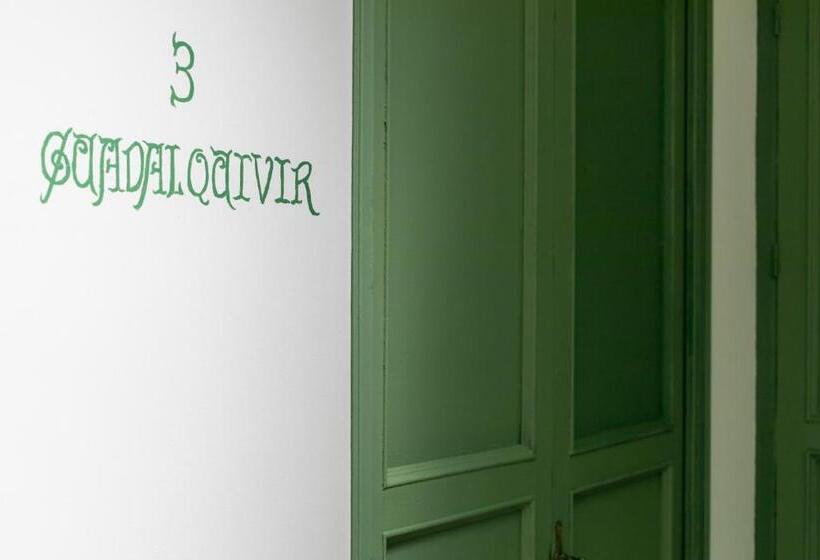 Appartamento 1 Camera da Letto con Balcone, Casa Temprado