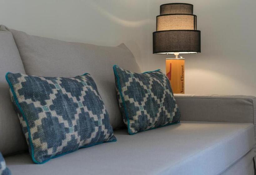 Appartamento 1 Camera da Letto con Balcone, Casa Temprado