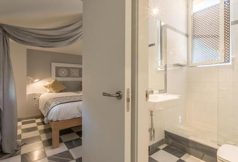 1 Bedroom Penthouse Apartment, Casa Temprado