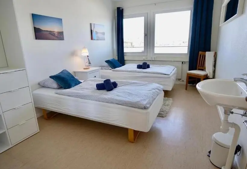 エコノミールーム, Henåns Hostel In The Marina