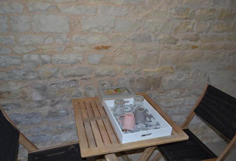 스탠다드 스튜디오 풀장 전망, L Instant Bleu