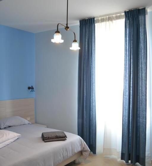 标准间, La Stanza Dell Angolo