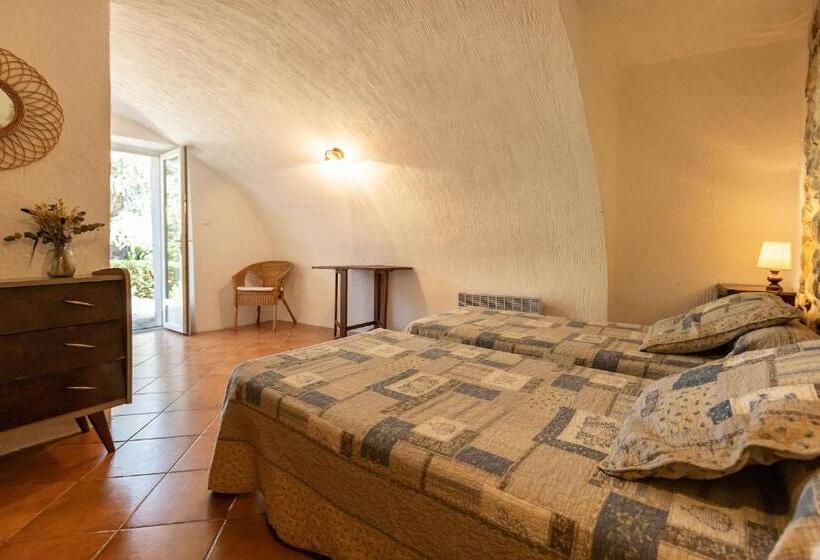 ガーデンビュースタンダードルーム, Les Monteils