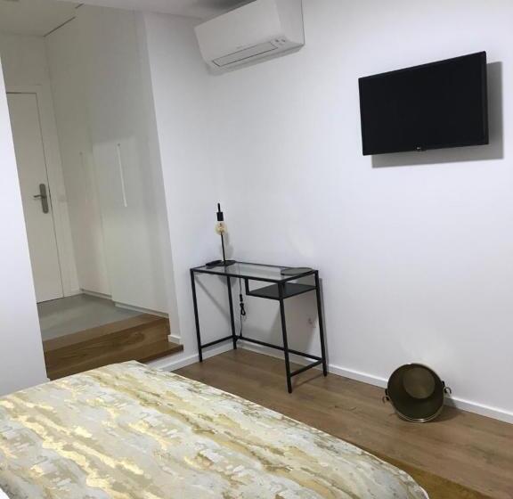 デラックスルーム, Slow House D Arco